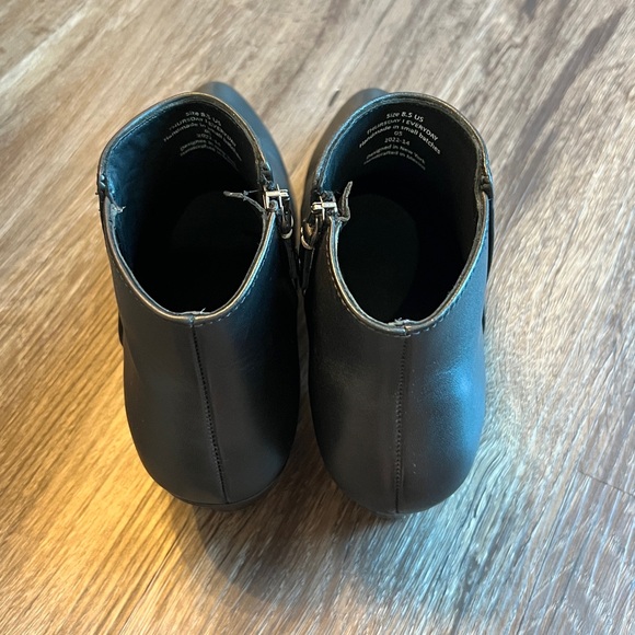 Thursday Boots Black Downtown Booties - Picture 4 of 7